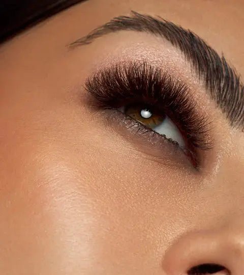The Ultimate Guide to Lash Extensions: Choosing the Perfect Set for You - Enhanced Estetic
